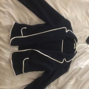 Navy blue, white trail blazer